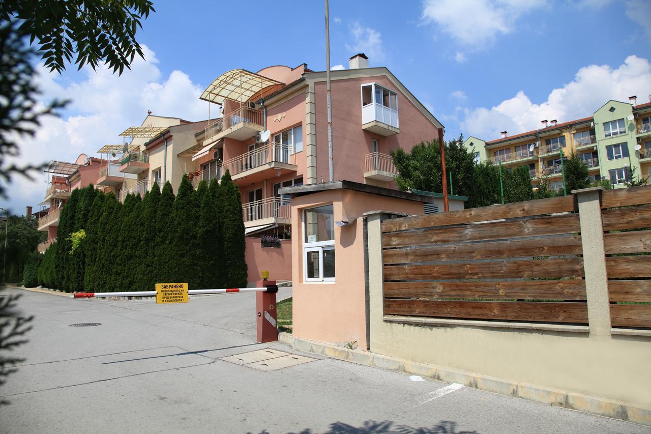 South Coast Apartments Shumen Exterior photo