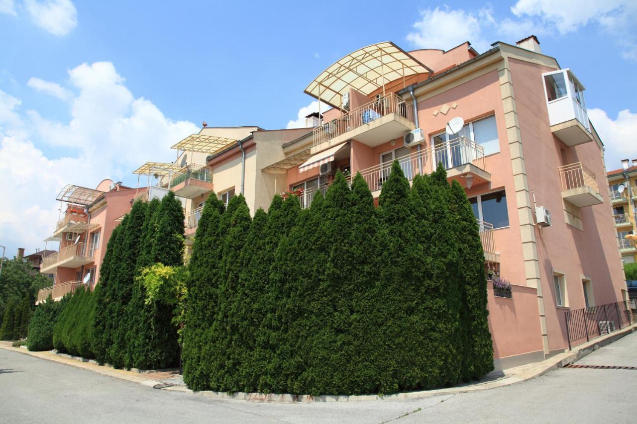South Coast Apartments Shumen Exterior photo